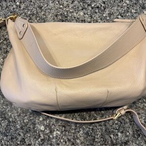 Quince Leather Crescent Bag - Taupe